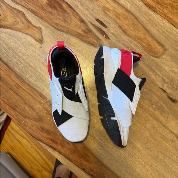 Puma running shoes in like new condition size 7,5 - Picture 2 of 10